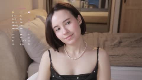 Snapshot of _female_essence_ chatting on May 2026 07:12:02 PM Essie online show from May 2026 07:12:02 PM