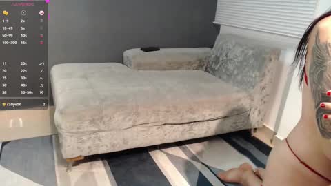 Snapshot of _funny_room_ chatting on February 2025 08:07:02 PM Laura Juan online show from February 2025 08:07:02 PM