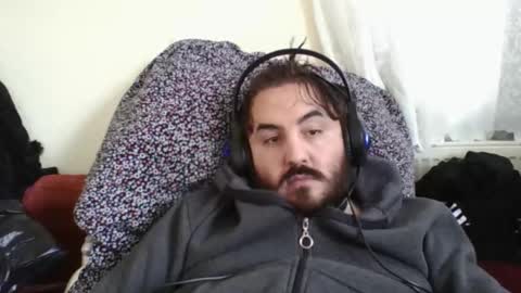  hasanhz.  online show from February 2026 02:03:02 PM