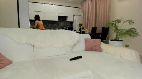 Julia online show from January 2025 11:11:02 AM