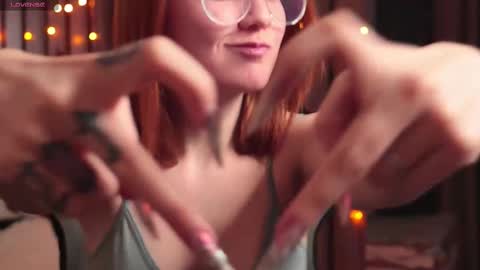 _hey_scarlett_ online show from February 2025 07:21:01 PM