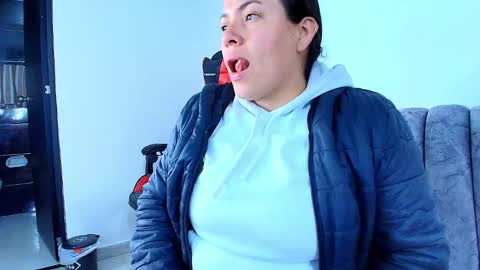 Honey online show from September 2025 12:09:01 PM