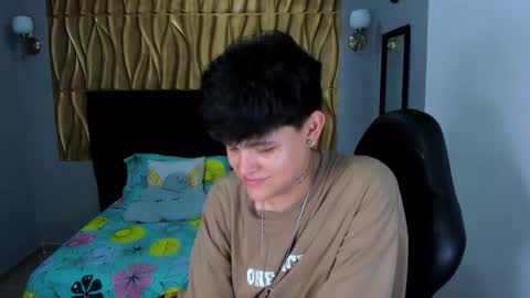 Snapshot of _ian_sweet chatting on November 2025 07:35:02 PM ian online show from November 2025 07:35:02 PM