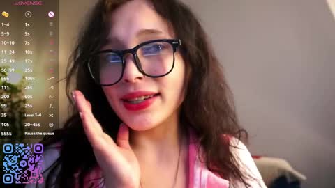 Snapshot of _inner_glow_ chatting on April 2026 06:21:01 PM Emily online show from April 2026 06:21:01 PM