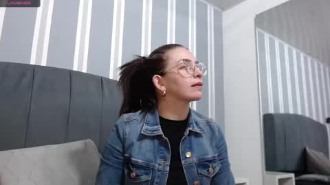 Isa online show from February 2025 11:44:02 AM