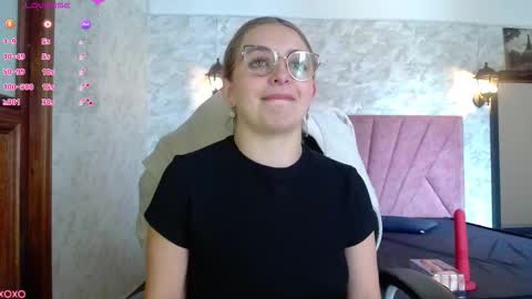 Isa online show from October 2025 03:35:01 PM