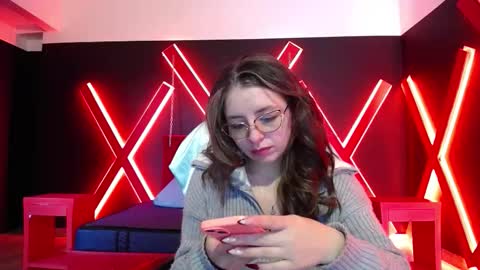 Isa online show from December 2025 01:53:01 PM