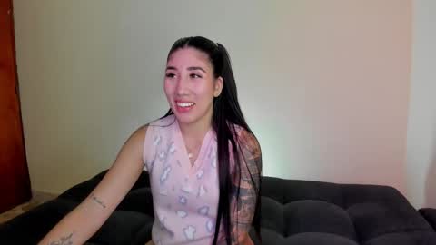 Isabella online show from December 2025 06:00:01 AM