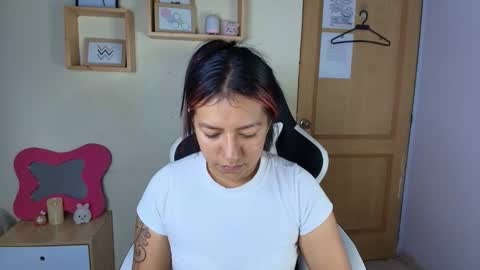 Ivanna  online show from September 2025 06:41:02 PM