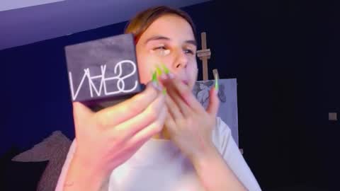 Jasmine online show from September 2025 01:32:01 PM