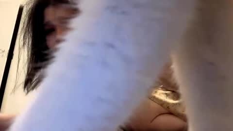 Snapshot of _jelly_melly_ chatting on April 2026 05:40:02 PM Elsa online show from April 2026 05:40:02 PM