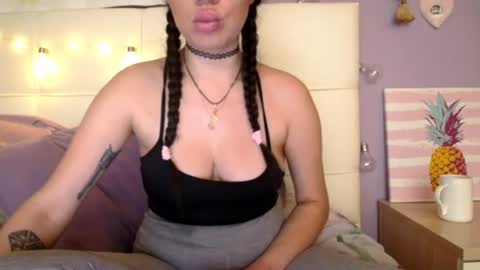 Snapshot of _juliaa22 chatting on June 2026 09:59:02 AM lil J online show from June 2026 09:59:02 AM