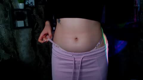 Jolia online show from October 2025 05:00:01 PM