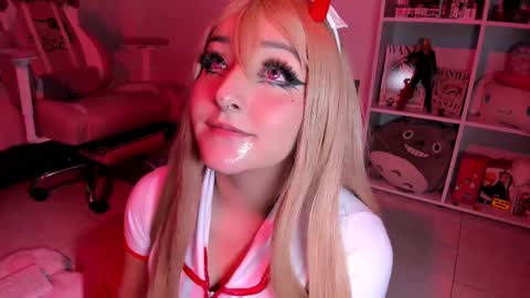 JULIANA online show from February 2025 05:07:02 PM