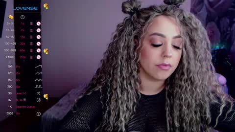 _just_a_queen_3 online show from January 2025 06:20:02 PM