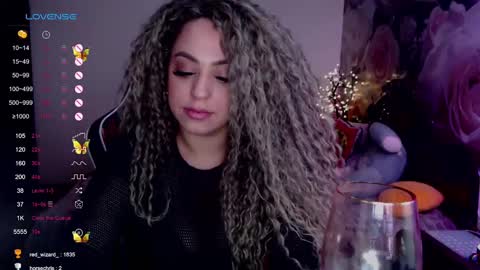 _just_a_queen_3 online show from February 2025 08:49:02 PM