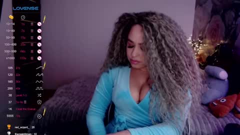 _just_a_queen_3 online show from February 2025 06:30:02 PM