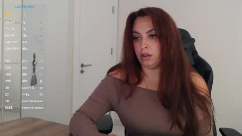 Snapshot of _just_a_queen_3 chatting on May 2026 11:05:01 AM _just_a_queen_3 online show from May 2026 11:05:01 AM