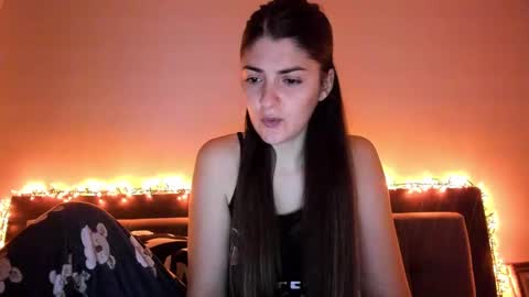 _just_a_simple_girl online show from December 2024 12:06:01 PM