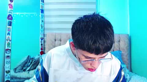 mod online show from February 2026 04:43:01 AM