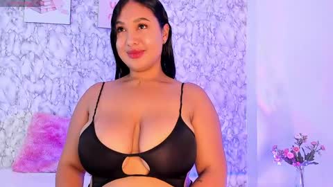 Snapshot of _karenestrada_ chatting on May 2026 06:53:01 AM Karen online show from May 2026 06:53:01 AM
