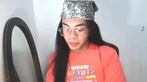 _karie_ online show from October 2025 01:41:02 PM