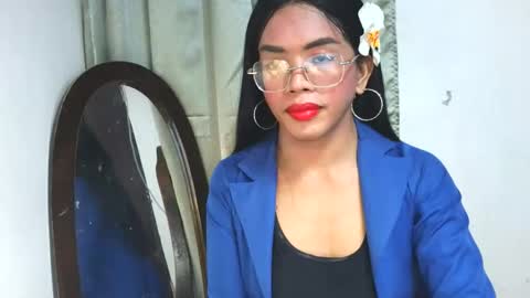 _karie_ online show from October 2025 06:13:02 AM