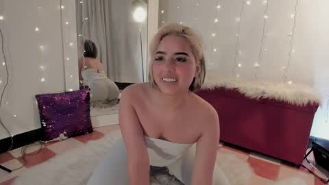 _karine01 online show from September 2025 04:12:02 AM