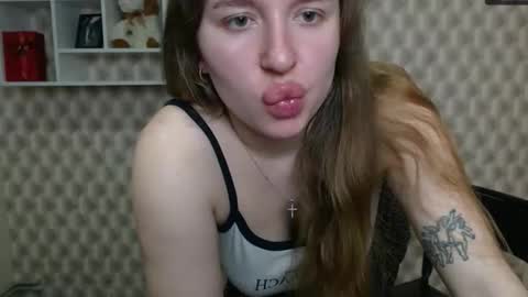 Snapshot of _kassiarayne_ chatting on April 2026 07:14:01 AM Kassie online show from April 2026 07:14:01 AM