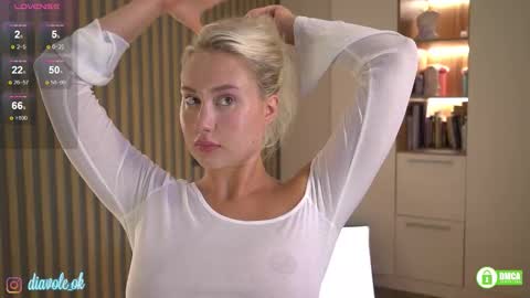 Kate online show from September 2025 03:12:01 PM