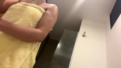 kathy online show from October 2025 12:02:01 PM