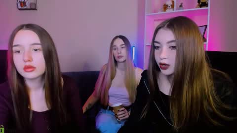 Snapshot of _kellykitten_ chatting on November 2025 09:52:01 AM _kellykitten_ online show from November 2025 09:52:01 AM