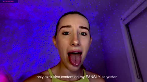 Kelly  online show from January 2025 04:23:02 AM