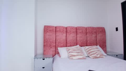 Kendall online show from December 2025 11:59:02 AM