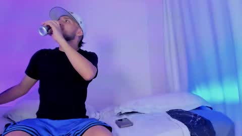    online show from October 2025 04:15:01 AM