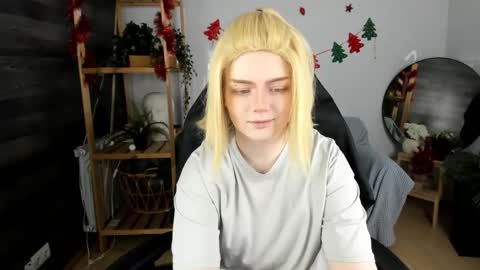 Li online show from December 2025 08:15:02 PM