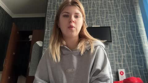 Molly   Emily online show from April 2026 10:16:01 AM