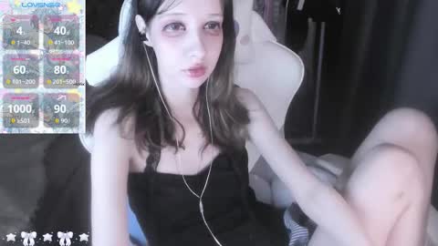  kuro  online show from December 2025 07:36:02 AM