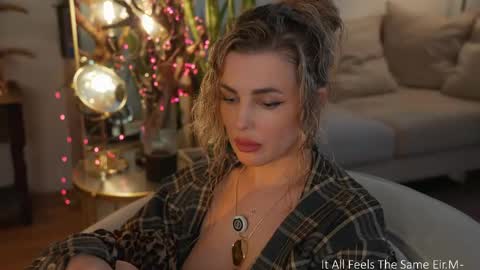 Snapshot of _lady__m_ chatting on June 2026 06:26:02 AM _lady__m_ online show from June 2026 06:26:02 AM