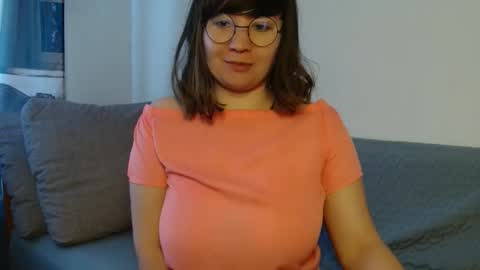 Snapshot of _lalilu_ chatting on December 2024 09:24:01 AM _lalilu_ online show from December 2024 09:24:01 AM