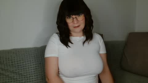 Snapshot of _lalilu_ chatting on February 2025 05:26:02 PM _lalilu_ online show from February 2025 05:26:02 PM