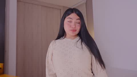 Alejandra suescun online show from February 2025 12:40:01 AM