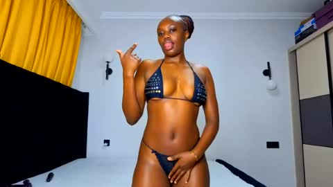 _latoyah online show from July 2026 02:48:02 AM