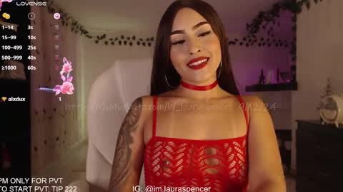 Snapshot of _lauraspencer_ chatting on December 2024 02:27:01 AM Laura online show from December 2024 02:27:01 AM