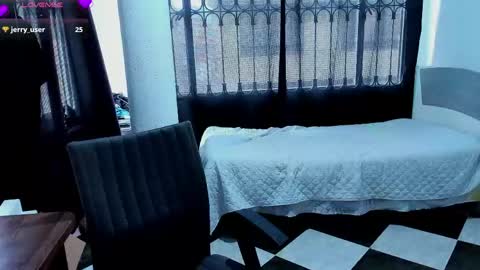 Snapshot of _leaa__ chatting on May 2026 06:36:02 PM leaa online show from May 2026 06:36:02 PM