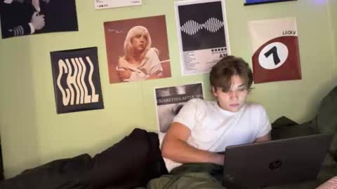 Snapshot of _leobaby69 chatting on September 2025 12:58:02 AM _leobaby69 online show from September 2025 12:58:02 AM