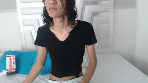 _lexx1e online show from December 2024 01:49:01 PM