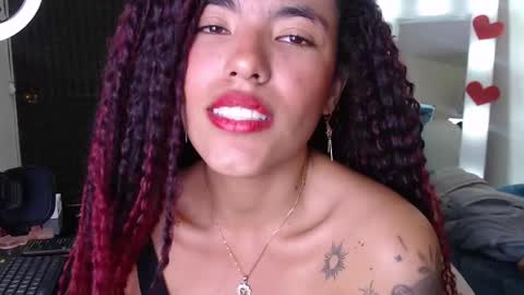 Lili  online show from February 2025 09:55:01 PM