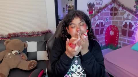 Liily online show from December 2025 04:17:01 AM