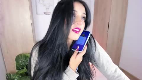 Lina. online show from October 2025 02:43:02 AM